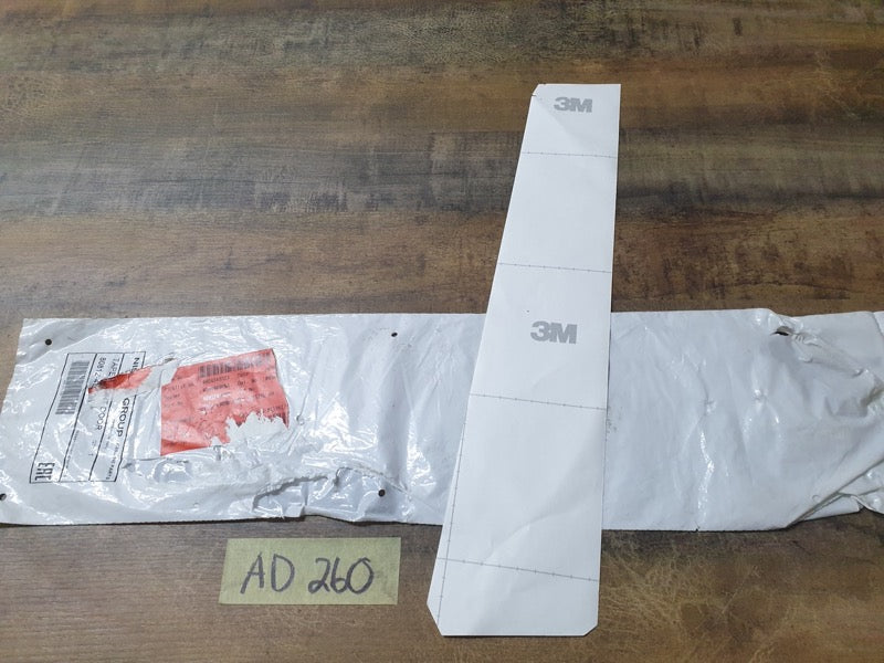 Original New Nissan Qashqai Right Front Door Blackout Foil