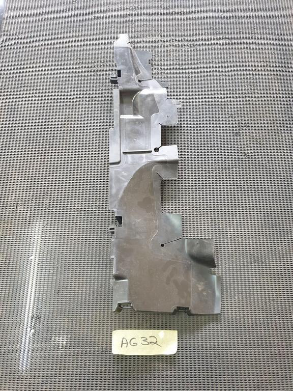 Volkswagen Tiguan Left Radiator Air Guide