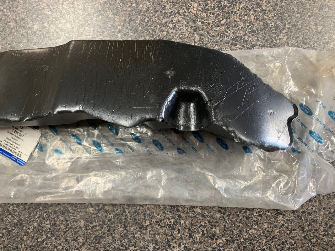 Ford Focus 2010, 2011, 2012, 2013, 2014, 2015, 2016, 2017, 2018, 2019, Support, Seal, Dampening, Insulation Right Front Fender Foam