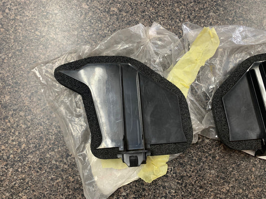 Toyota Rav 4 2013 Guide, Radiator