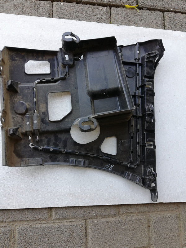BMW 4 Series F32 2017, rear bumper bracket, mounting Left Rear Bumper Slide