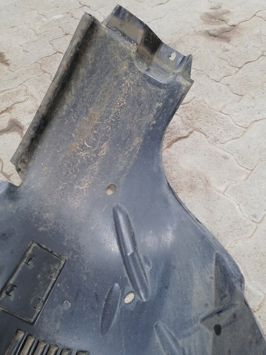 Mercedes-Benz GLE 400D 2022 Left Front Wheelhouse Cover, Front Section