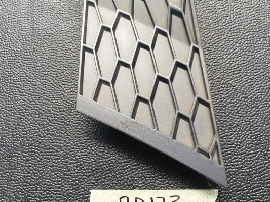 Mahindra XUV500 2014 Left Front Upper Grille