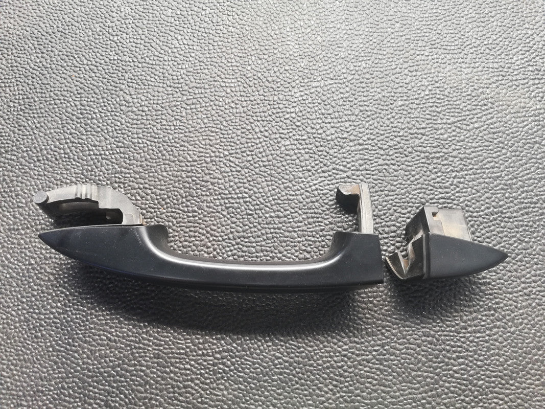 Volkswagen Polo Trendline 2021 Left Front Door Outer Handle