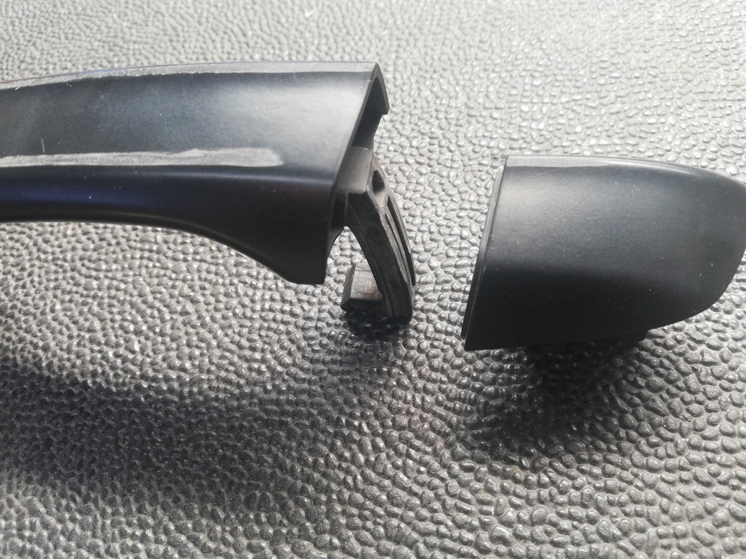 Volkswagen Polo Trendline 2021 Left Front Door Outer Handle