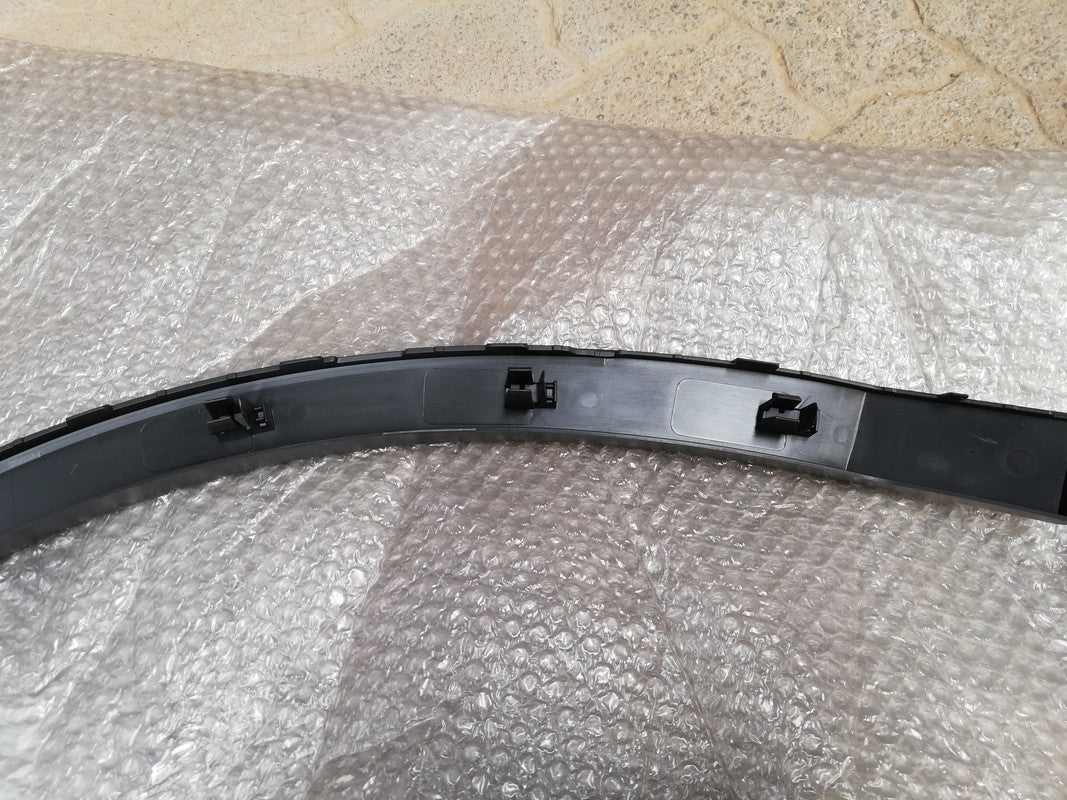 Volkswagen Tiguan 2019 Left Front Fender Arch Moulding