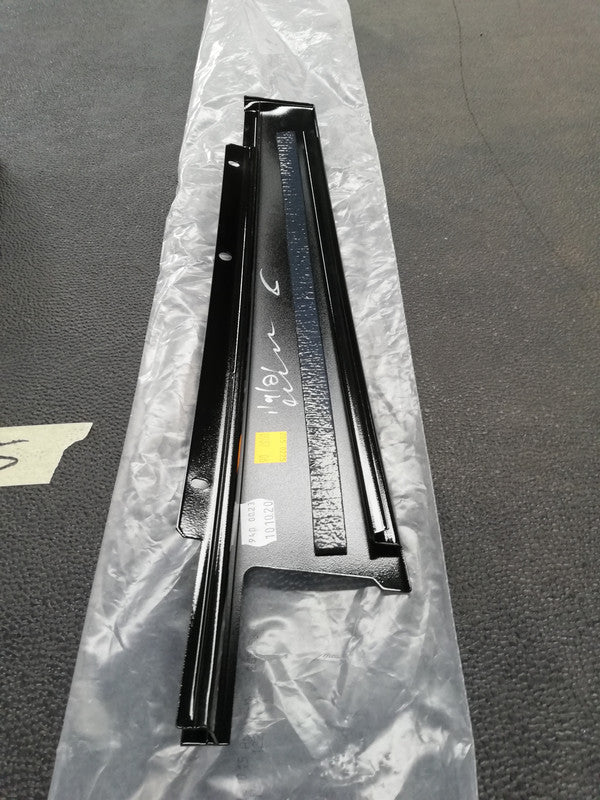 Original New Mercedes-Benz C-Class W205. C220d 2018 Left Front Door Blackout Moulding