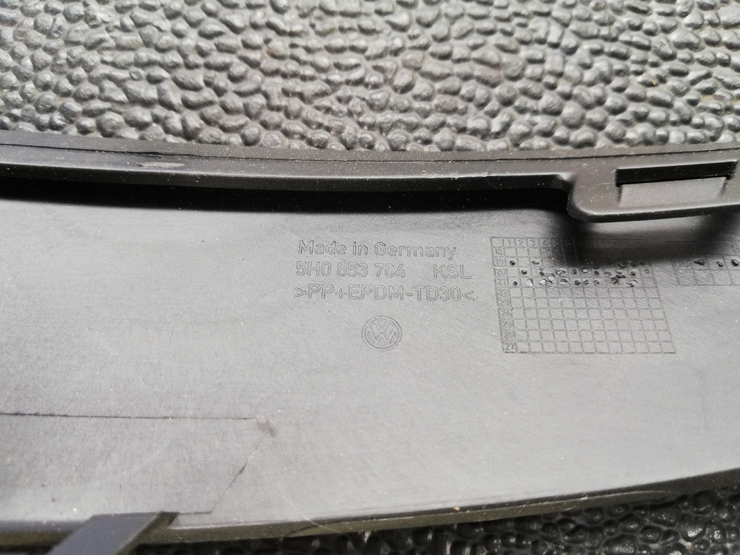 Volkswagen Golf 8 2022 Right Front Grille Moulding
