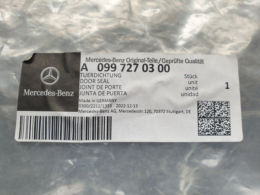 Mercedes-Benz GLE 300 D 4MATIC, W167 Right Rear Door Seal Rubber
