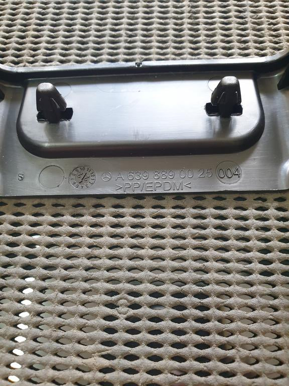 Mercedes-Benz V-Class Vito W447 Left Rear Wheel Inner Cover Panel