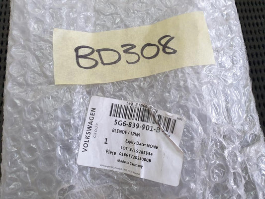 Volkswagen Golf 7 Left Rear Door Blackout Trim Moulding