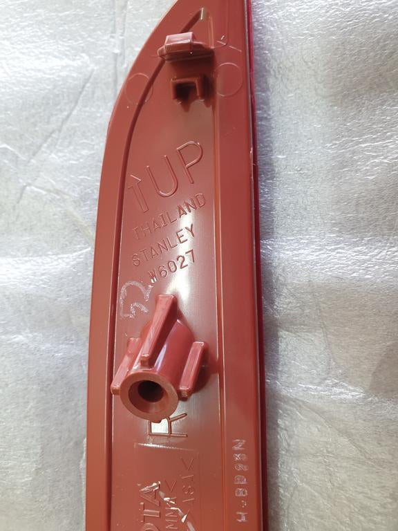 Toyota Corolla Cross Right Rear Bumper Reflector
