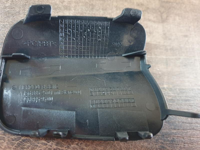 Original New Mercedes-Benz GLA W156 Front Bumper Towing Eye Cover