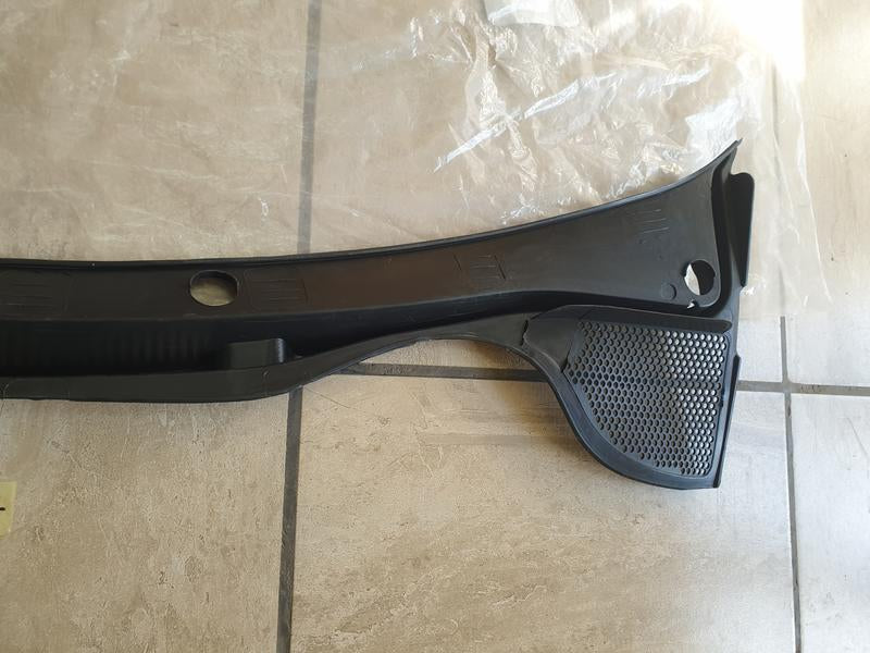 Volkswagen Aftermarket Polo Windshield Wiper Cowl Panel