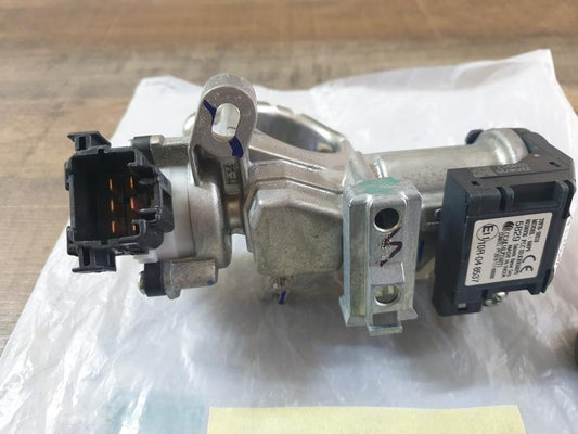 Original Used Toyota Starlet Ignition Lock and Remote Key Set
