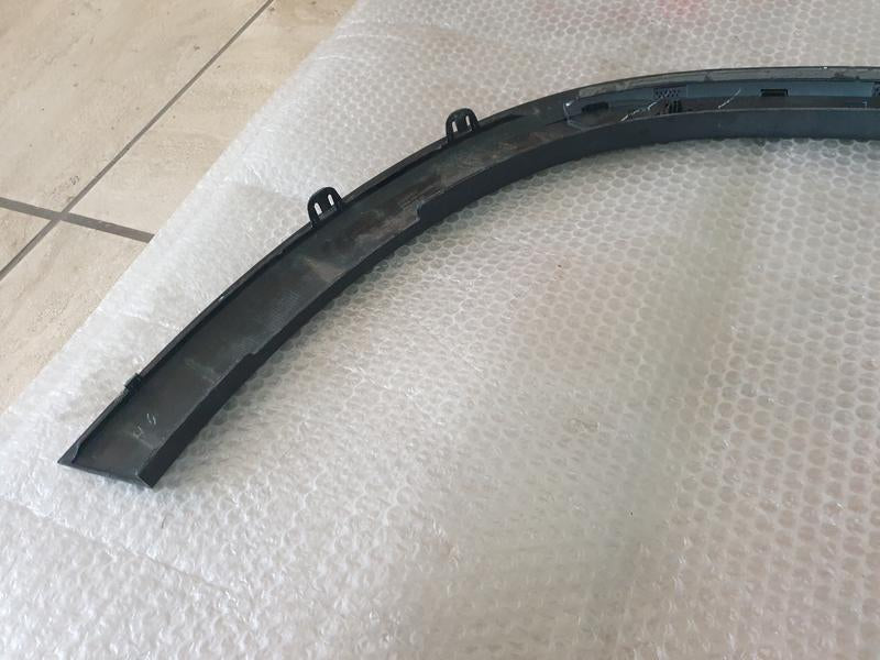 Original Used Mercedes-Benz GLB X247 Right Front Wheel Arch Moulding