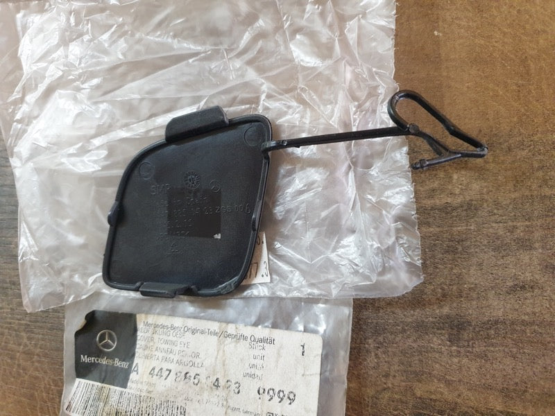Original New Mercedes-Benz V-Class W447 2022 Front Bumper Towing Eye Cover