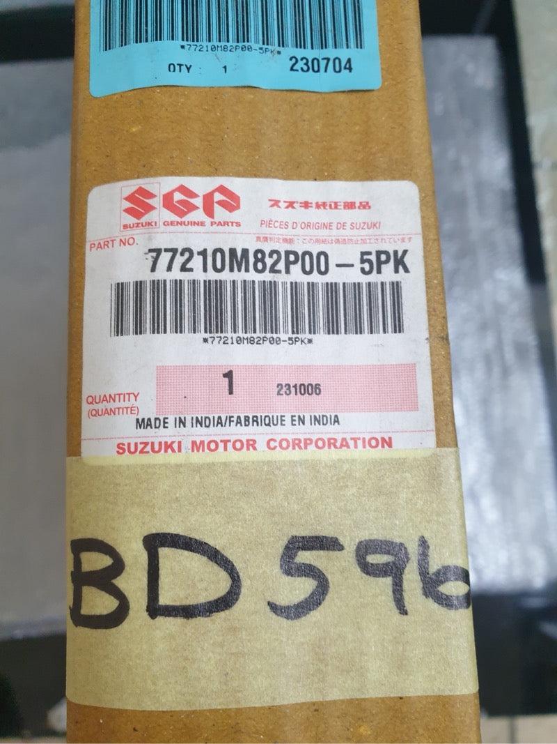 Original New Suzuki Vitara Brezza Toyota Urban Cruiser Left Front Wheel Arch Moulding