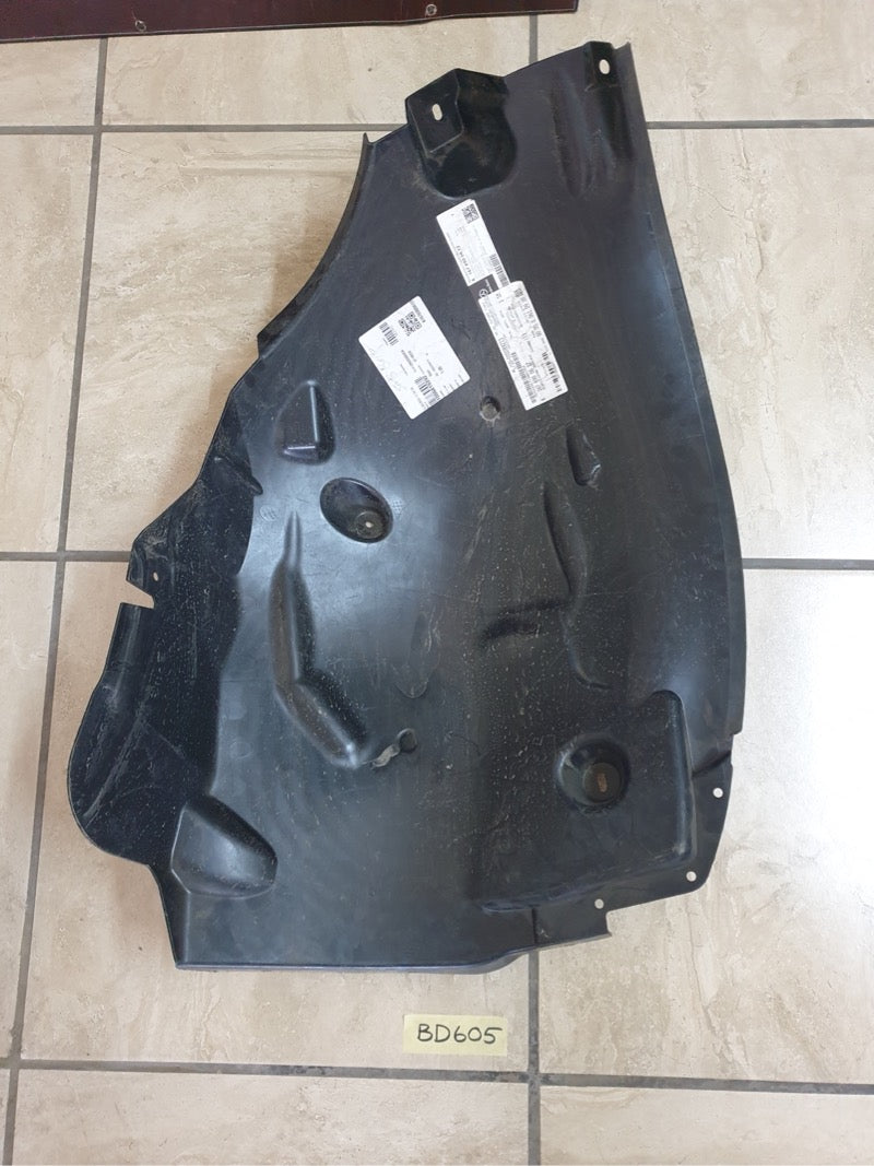 Original New Mercedes-Benz GLE W167 Left Front Wheel Housing Liner Rear Part