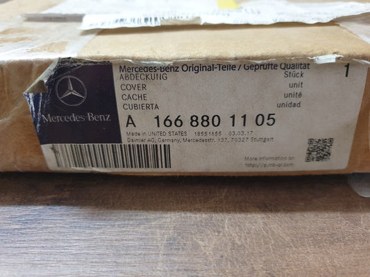 Original New Mercedes-Benz GL X166 Left Bonnet Grille Frame