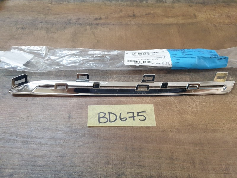 Original New Mercedes-Benz GLC X253 Right Lower Radiator Chrome Trim Moulding