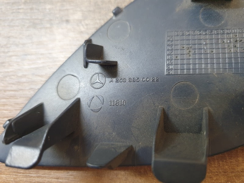 Original Used Mercedes-Benz GLC W253 Front Bumper Towing Eye Cover