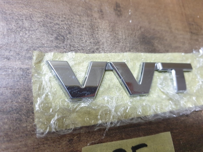 Original Used Suzuki Variable Valve Timing 'VVT' Badge