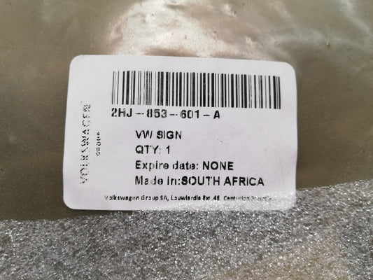 Volkswagen Amarok 2.0 2024 Radiator Grille Badge