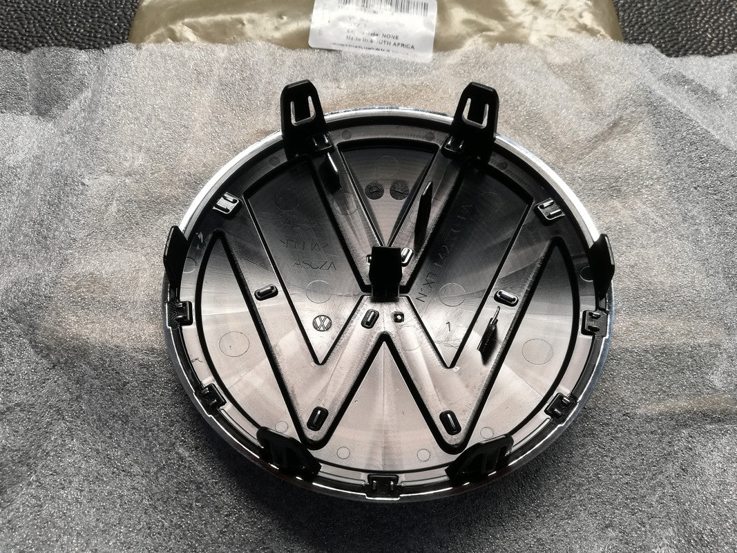 Volkswagen Amarok 2.0 2024 Radiator Grille Badge