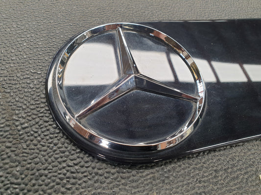 Mercedes-Benz G Wagon W463, G500-G65 AMG Spare Wheel Cover Badge and Rubber Backing - No glue
