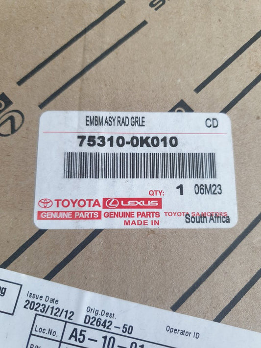 Toyota Hilux Toyota Logo - Radiator Grille Badge