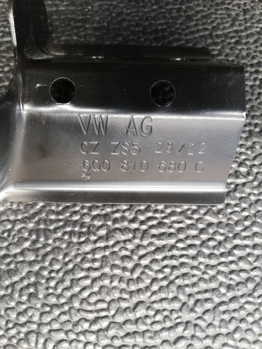 Volkswagen Polo 2016 Right Front Fender Strut