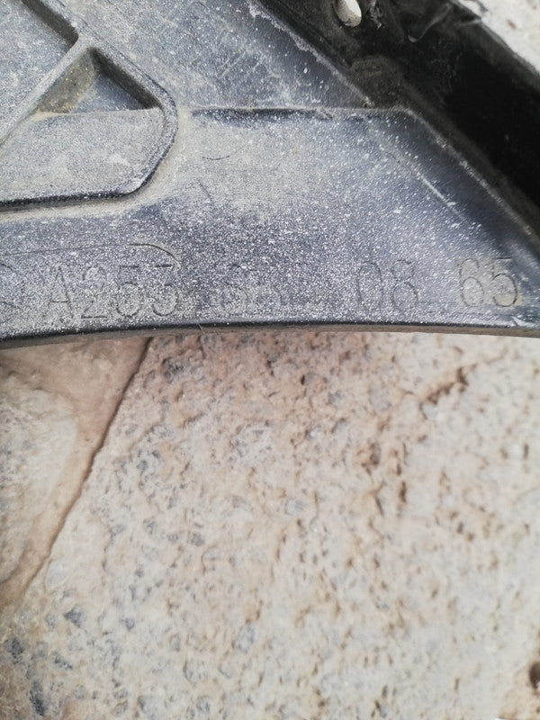 Mercedes-Benz GLC W253 250d 2018 Right Front Bumper Bracket Carrier