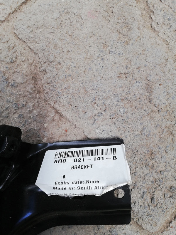 Volkswagen Polo Vivo 2021 Left Front Fender Bracket