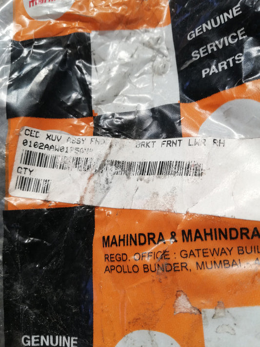 Mahindra XUV500 2014 Right Front Bumper Bracket