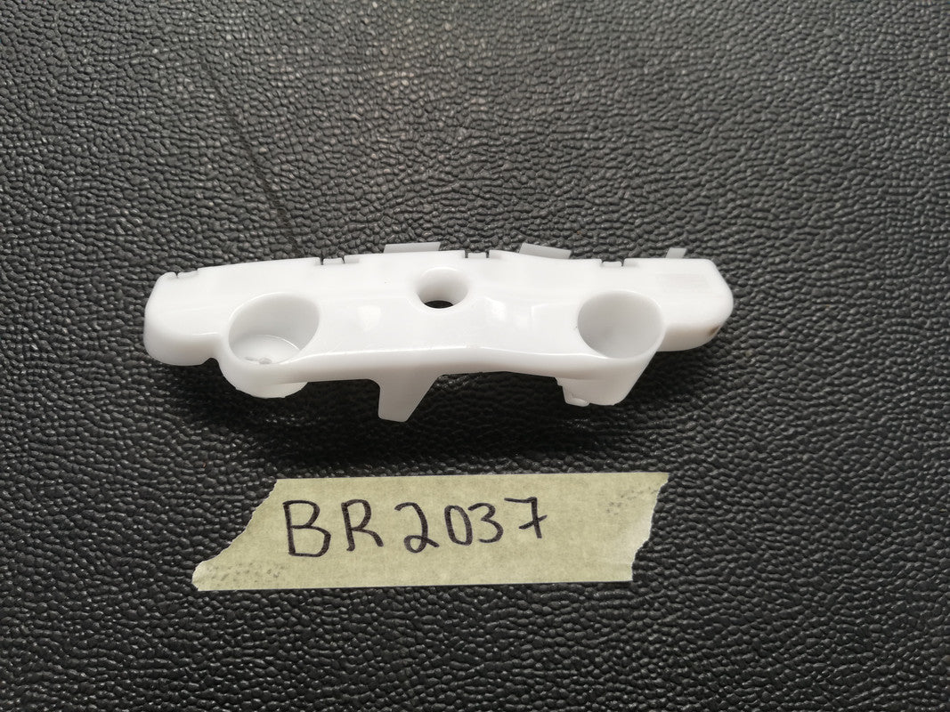 Nissan Navara Z1N 2023 Left Front Bumper Bracket
