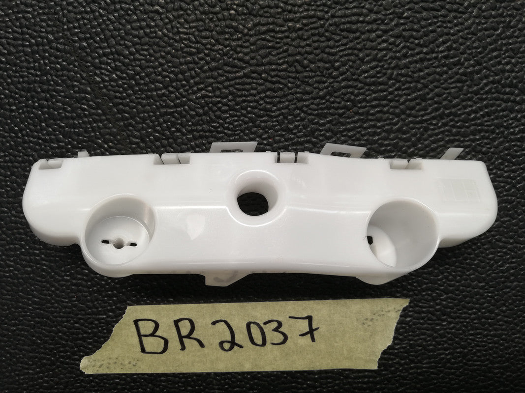Nissan Navara Z1N 2023 Left Front Bumper Bracket