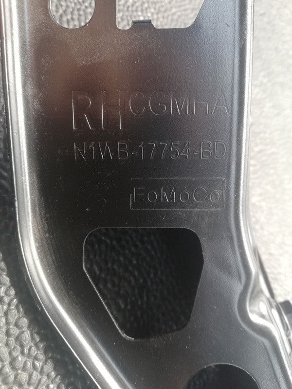 Ford Ranger XLT 2024 Right Front Lower Support