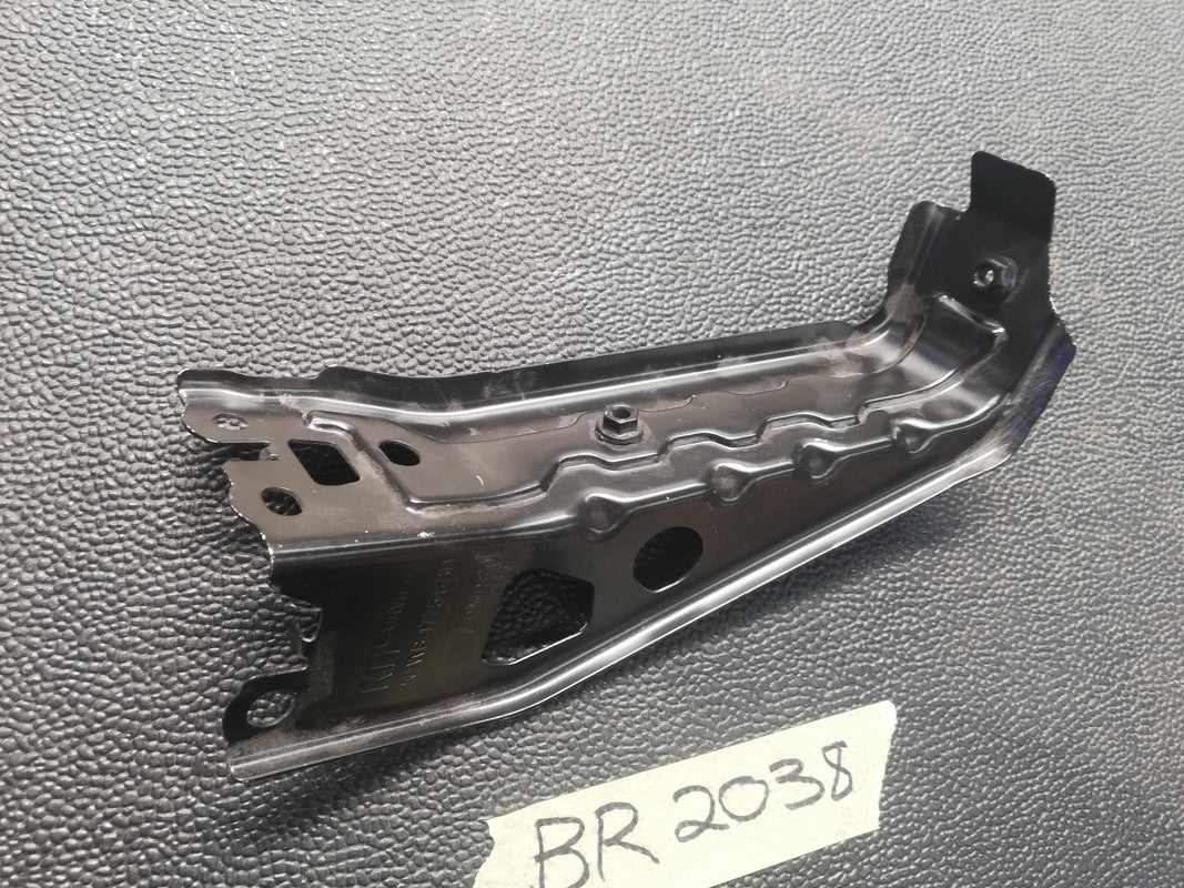 Ford Ranger XLT 2024 Right Front Lower Support