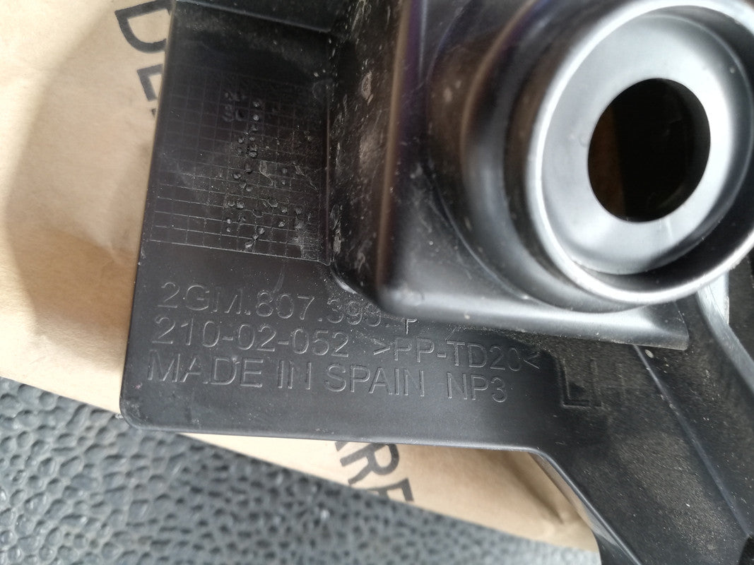 Volkswagen T-Cross Comfort 2023 Left Rear Inner Bumper Guide