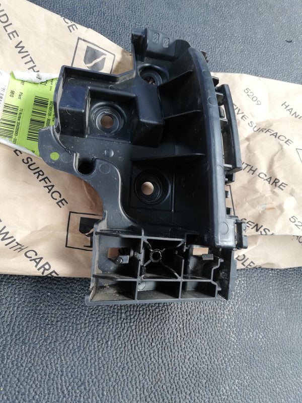 Volkswagen T-Cross Comfort 2023 Left Rear Inner Bumper Guide
