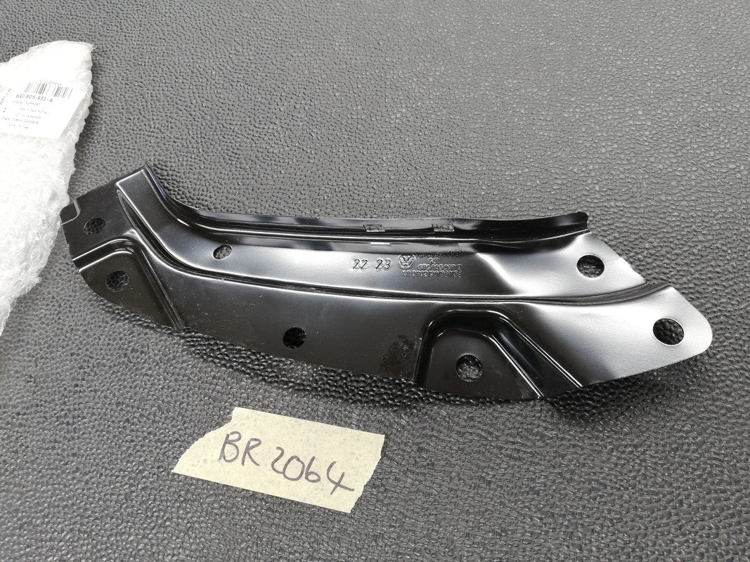 Volkswagen Polo Vivo 2019 Left Upper Headlamp Support Bracket