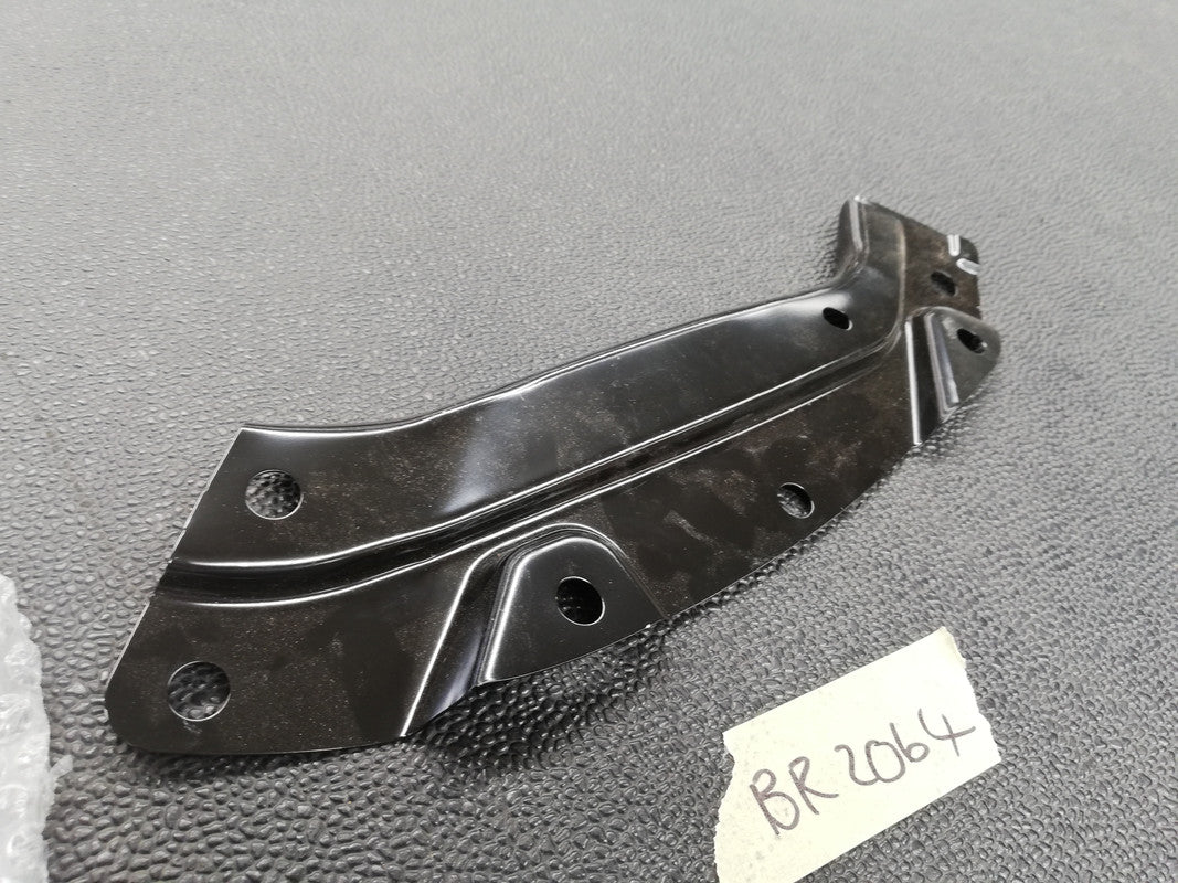Volkswagen Polo Vivo 2019 Left Upper Headlamp Support Bracket
