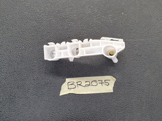Mitsubishi Triton L200 Right Front Bumper Bracket