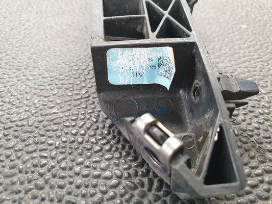 Hyundai Grand i10 Motion 2023 Left Front Bumper Bracket