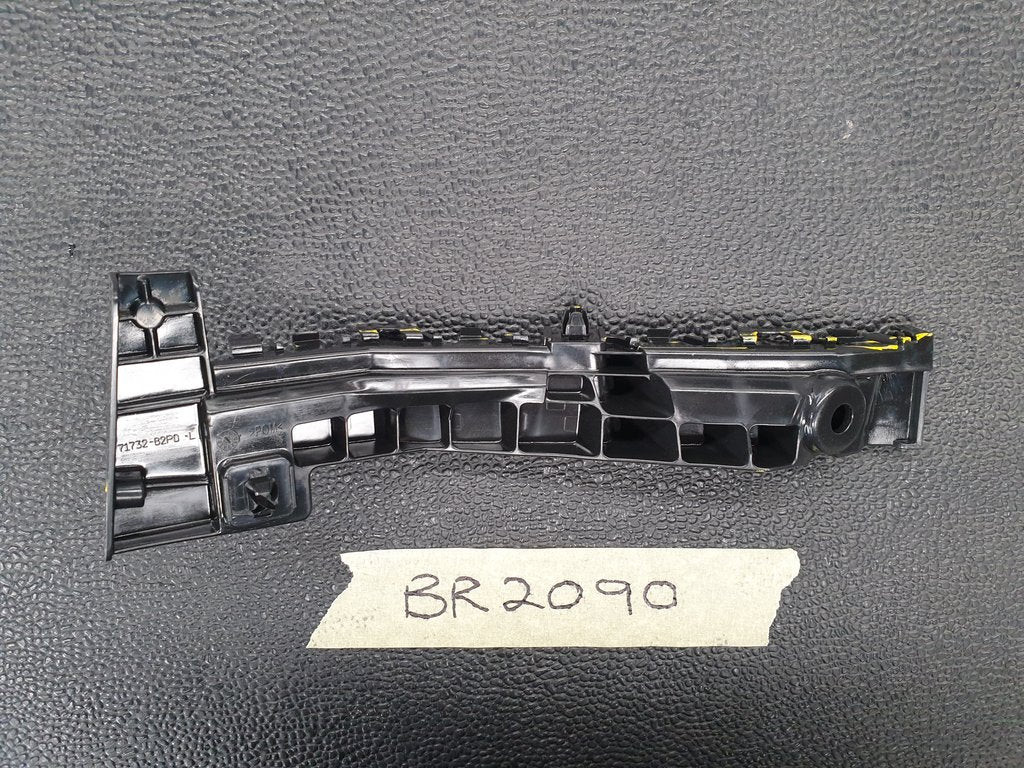 Toyota Urban Cruiser Left Front Bumper Bracket