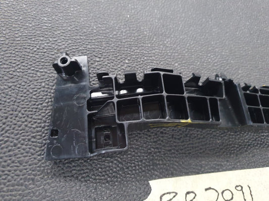 Toyota Urban Cruiser Right Front Bumper Bracket