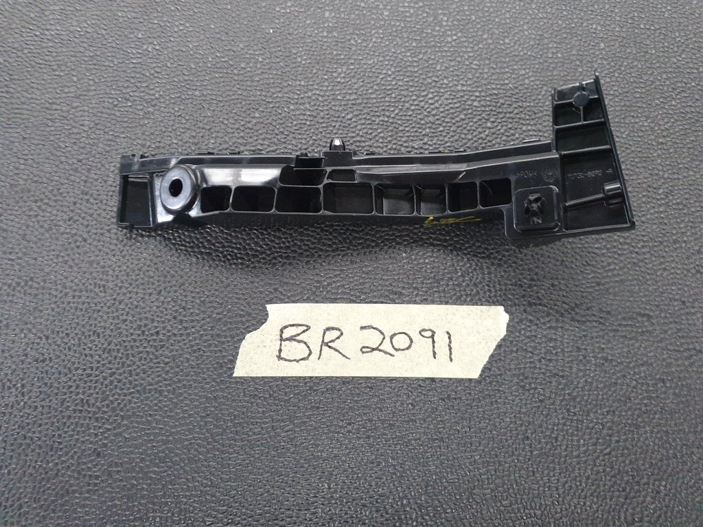 Toyota Urban Cruiser Right Front Bumper Bracket