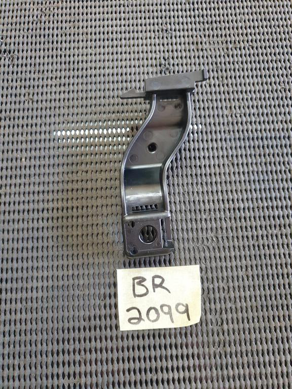 Mercedes-Benz CLS Coupe W218 Left Rear Bumper Bracket