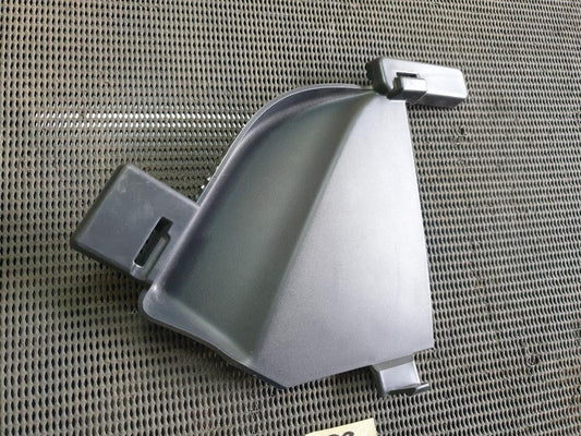 Land Rover Discovery Sport Right Front Bumper Mounting Bracket